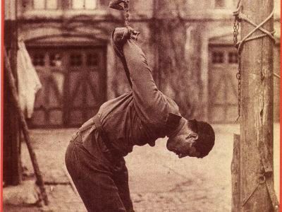 Подвешивание на дыбе. Фото: Commons.m.wikimedia.org Подвешивание на дыбе. Фото: Commons.m.wikimedia.org